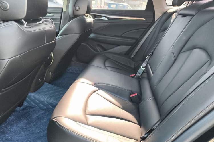 Used Buick LaCrosse 2019 28T Luxury Model
