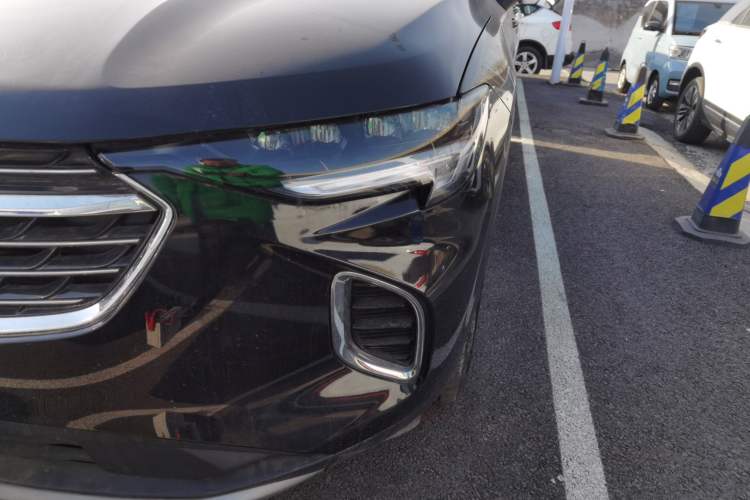 Used Buick Envision 2022 Facelift Encore S 652T Two-Wheel-Drive Luxury Model
