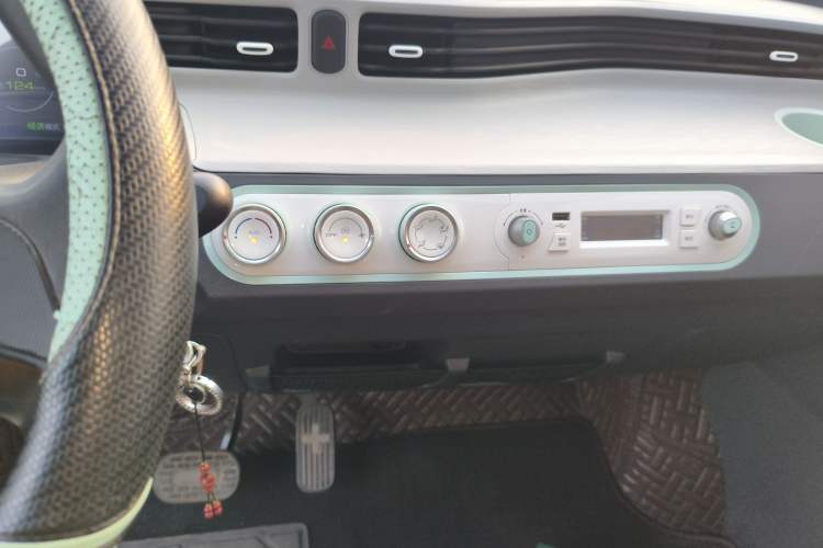 Used Wuling Hongguang MINIEV 2022 Macaron Premium Model – Lithium Iron Phosphate
