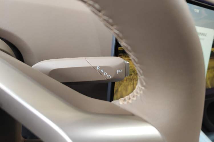 Used  07 2024 Pro+ All-Electric Version
