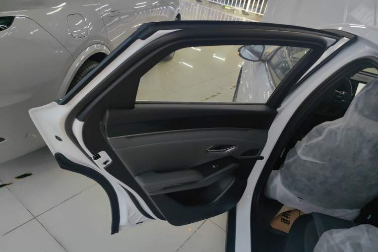 Used BYD Qin L 2024 DM-i 80KM Leading Model