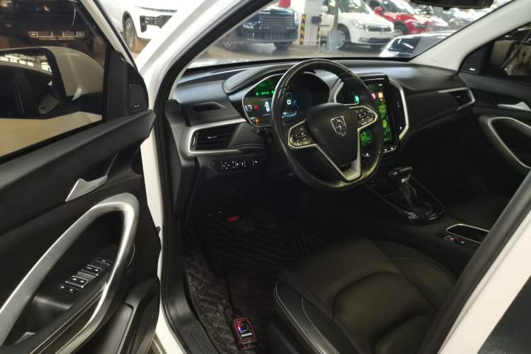 Used Baojun 530 2020 1.5T CVT Prestige Connected Version 6 Seats
