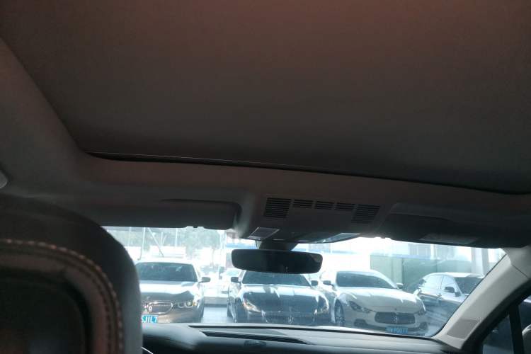 Used Volkswagen Touareg 2019 2.0 TSI Ruiyi Edition China V Standard
