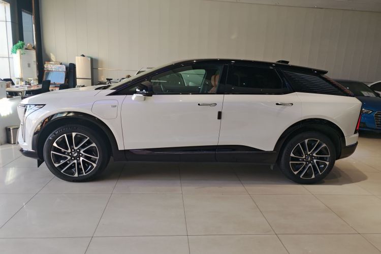 Used Cadillac OPTIQ 2024 Four-Wheel Drive Long-Range Version
