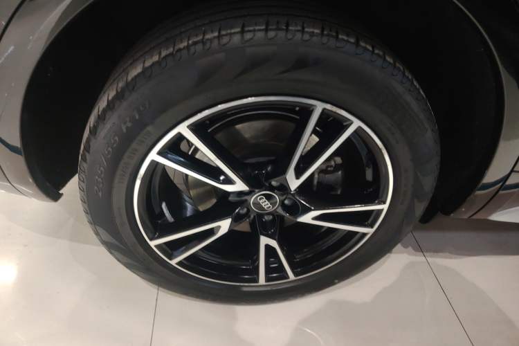 Used Audi Q5L 2022 40T Fashionable and Dynamic Model