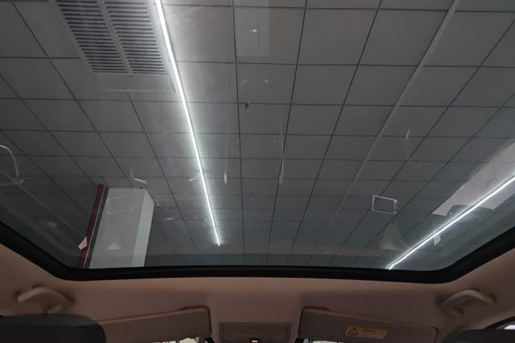 Used Land Rover Discovery Sport 2018 240 PS SE Version
