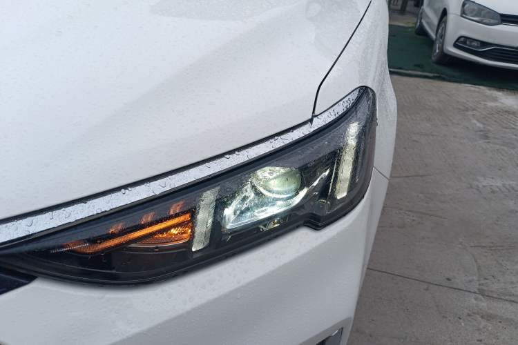 Used Ford Escort 2021 1.5L Automatic Diamond Edition
