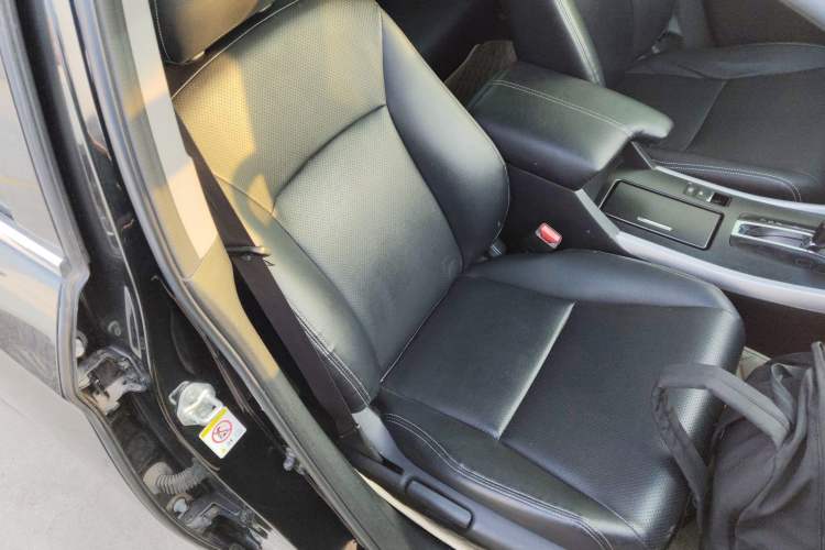 Used Honda Accord 2015 2.0L LX Comfort Edition