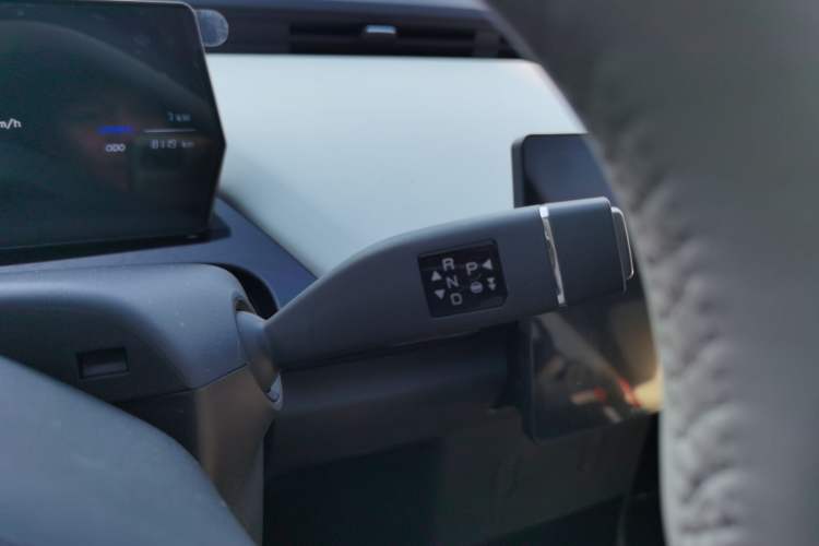 Used Chery Little Ant 2024 Youth Edition 321 km Range Cool Love Version 29.23 kWh