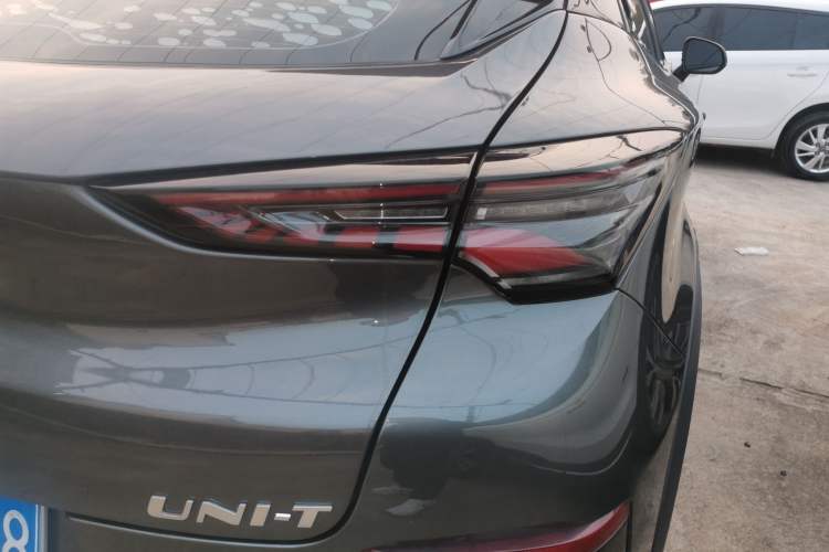 Used Changan UNI-T 2020 1.5T Prestige Version