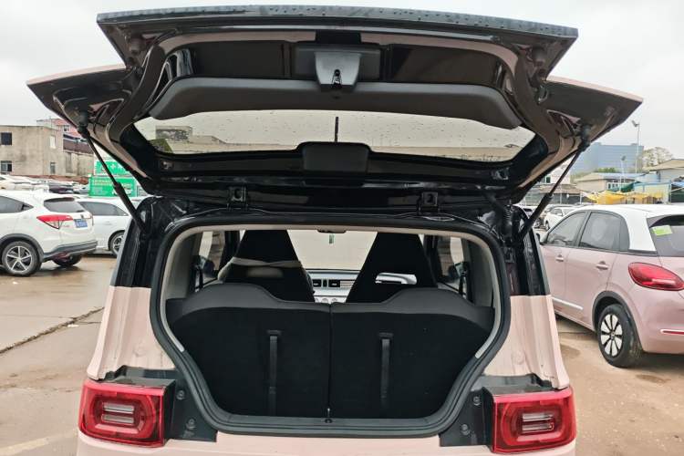 Used Wuling Hongguang MINIEV 2022 Macaron Premium Model – Lithium Ternary Battery