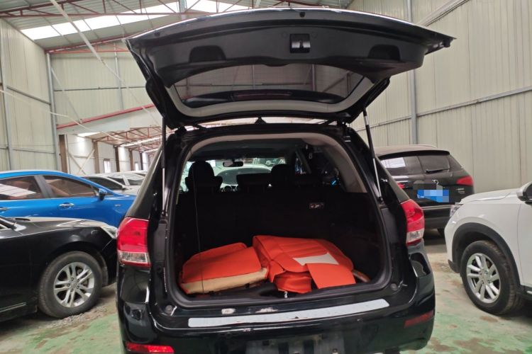 Used Haval H6 2016 Upgraded Model 1.5T Manual Two-Wheel Drive Elite Version
