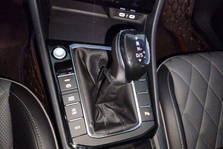 Used Volkswagen Sagitar 2023 200TSI DSG Excellence Edition
