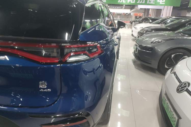 Used BYD Tang New Energy 2022 EV 635 km All-Wheel-Drive Flagship Model
