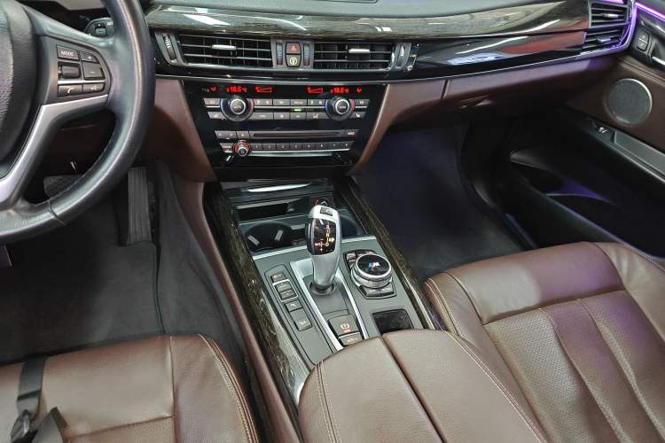 Used BMW X5 2014 xDrive35i Luxury Model
