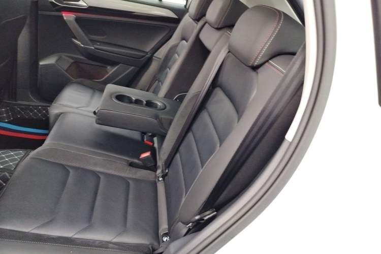 Used Volkswagen Tayron 2020 330TSI Two-Wheel Drive Luxury Smart Connectivity Version
