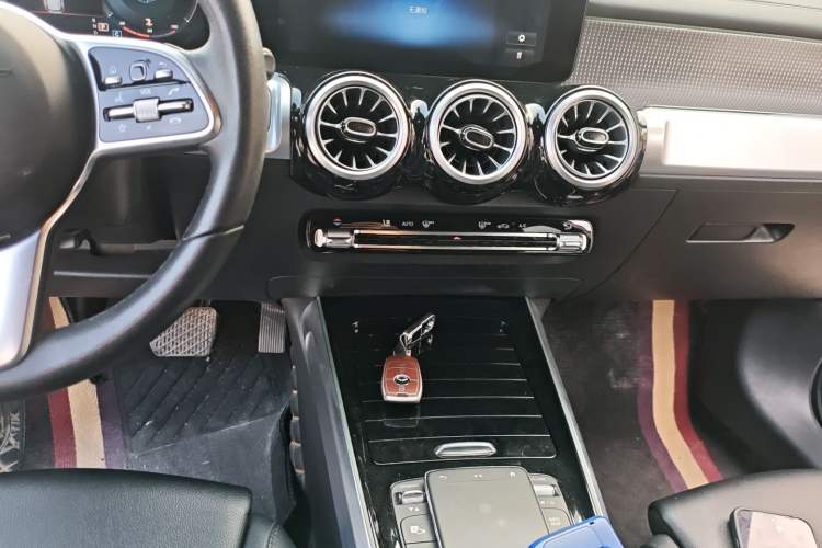 Used Mercedes-Benz GLB 2021 GLB 200 Dynamic Edition