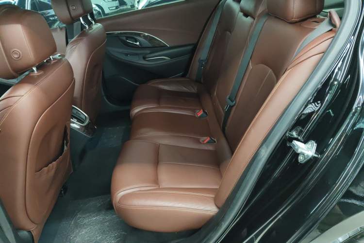 Used Buick LaCrosse 2013 2.4L SIDI Elite Comfort Version
