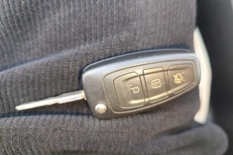 Used Ford Focus 2015 Hatchback 1.6L Manual Comfort Edition
