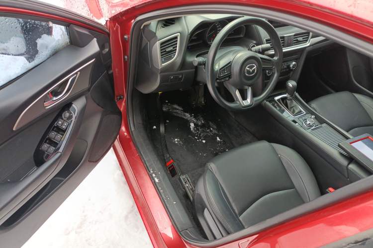 Used Mazda Mazda 3 Axela 2017 Sedan 1.5L Automatic Luxury Model Emission Standard China V
