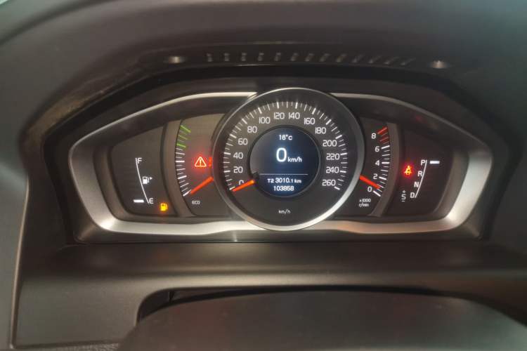 Used Volvo XC60 2014 T5 Zhiyi Edition
