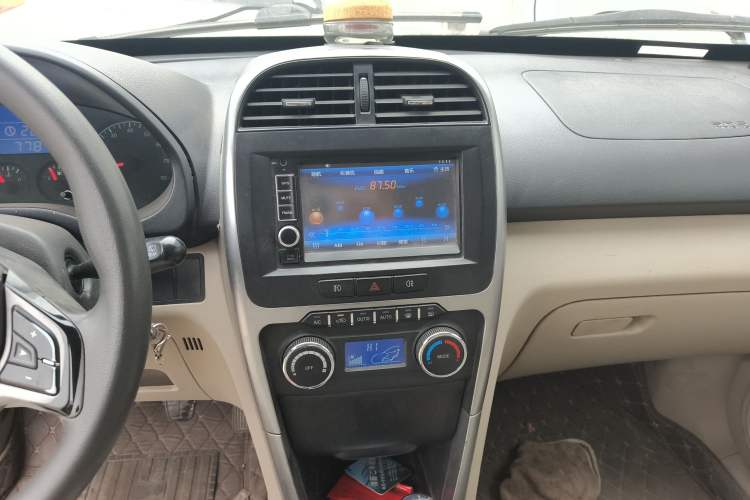 Used Chery Tiggo 3 2014 1.6L Manual Zhishang Edition
