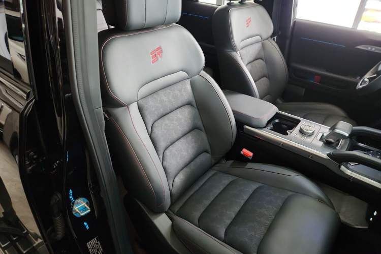 Used JETOUR Traveler 2023 2.0T All-Wheel Drive CrossPRO+
