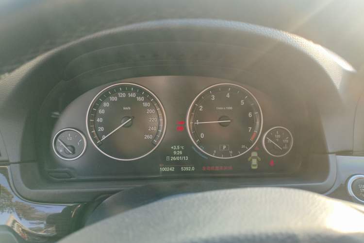 Used BMW 5 Series 2014 525Li Luxury Design Package
