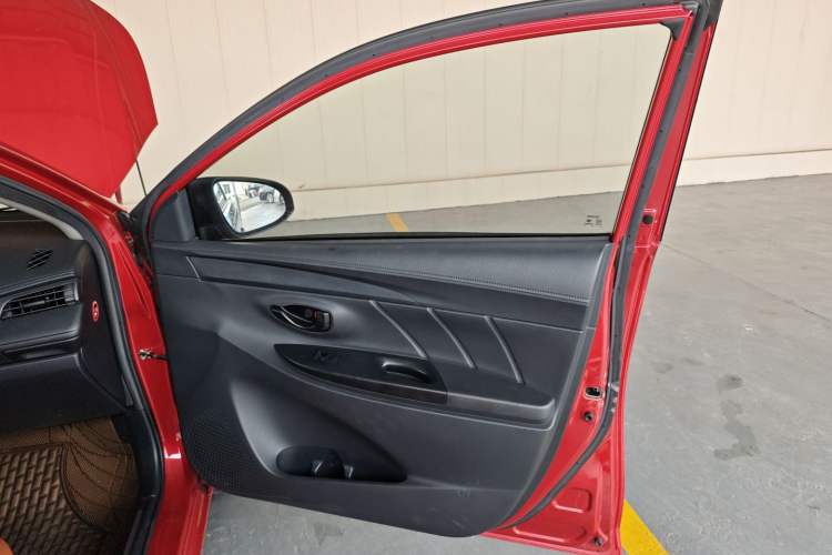 Used Toyota YARiS L 2019 1.5E CVT Dynamic Edition China VI compliant
