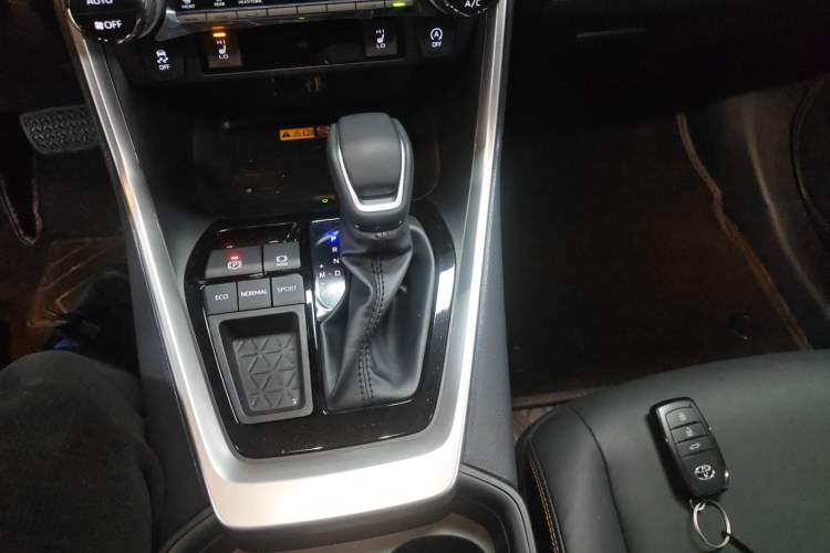 Used Toyota RAV4 2024 2.0L CVT Two-Wheel Drive Fashion Plus Edition