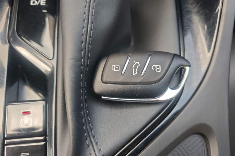 Used Roewe i5 2021 Revised Version 1.5L CVT Diamond Edition
