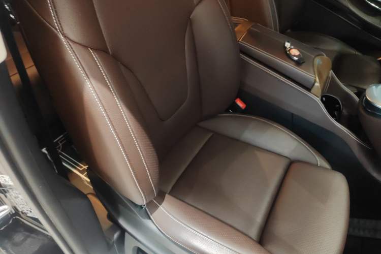 Used Mercedes-Benz V-Class 2022 V 260 L Long Wheelbase Prestige Edition
