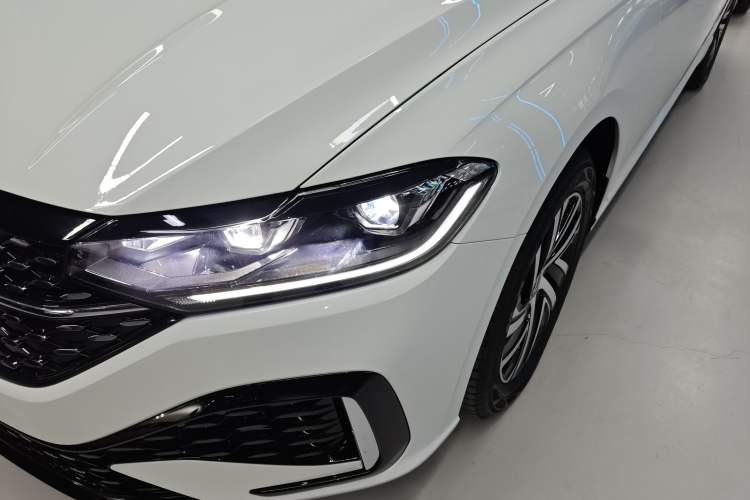 Used Volkswagen Lavida 2024 300TSI DSG Starry Sky Deluxe Edition
