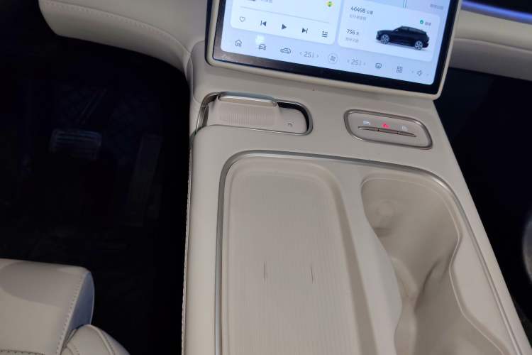 Used Nio ES6 2023 75 kWh
