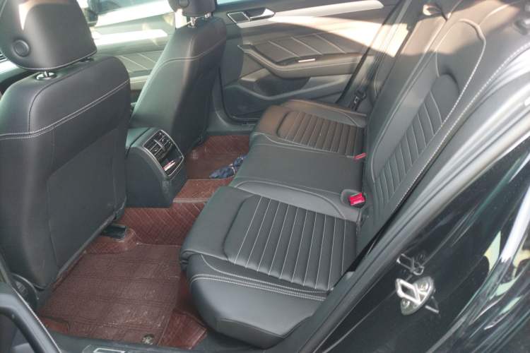 Used Volkswagen Magotan 2023 2 Million Units Limited-Edition 280TSI DSG Comfort Version