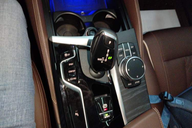 Used BMW 5 Series 2023 530Li Leading Model M Sport Package