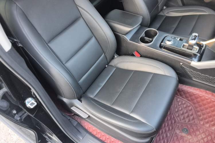 Used Great Wall Poer 2021 2.0T Commercial Version Automatic Diesel Two-Wheel Drive Elite Trim with Long Bed – GW4D20M
