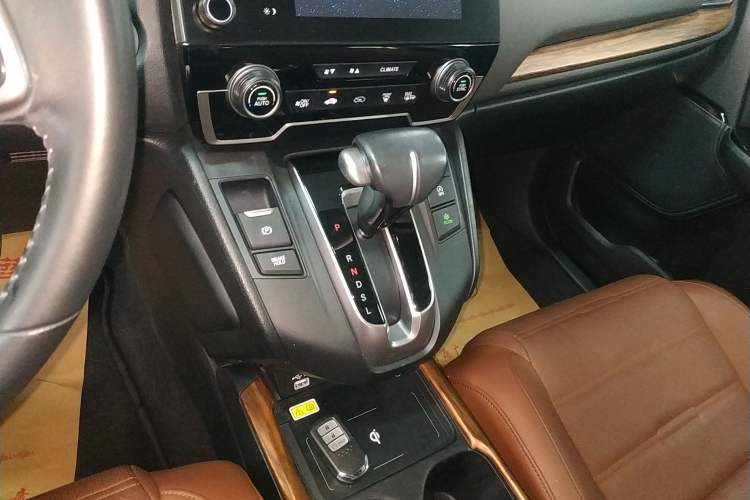 Used Honda CR-V 2021 240TURBO CVT 2WD Fashion Edition
