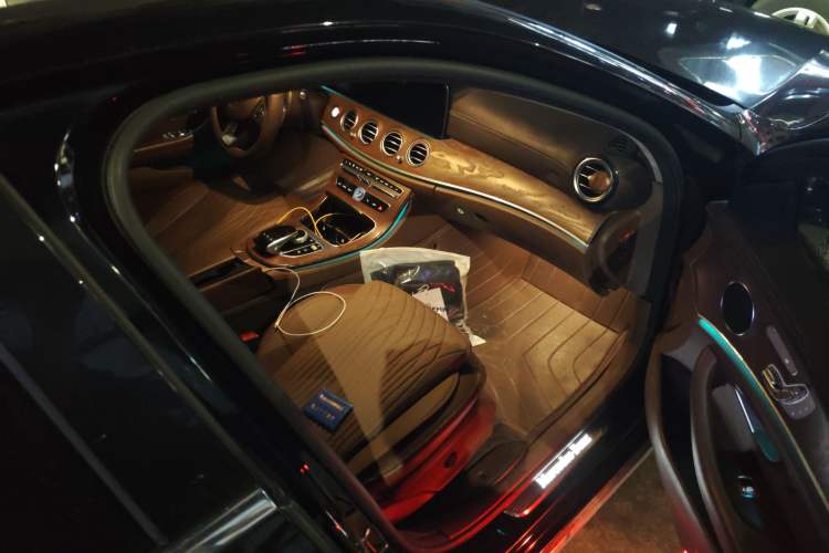 Used Mercedes-Benz E-Class 2017 E 300 L Luxury Model
