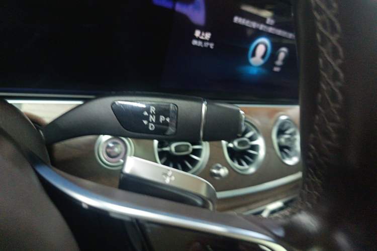 Used Mercedes-Benz E-Class 2022 Second Facelift E 260 L