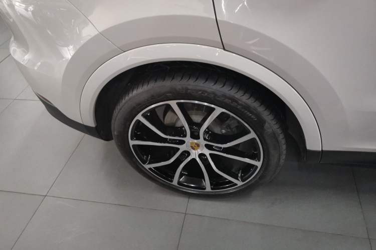 Used Porsche Cayenne 2023 Cayenne 3.0T Platinum Edition
