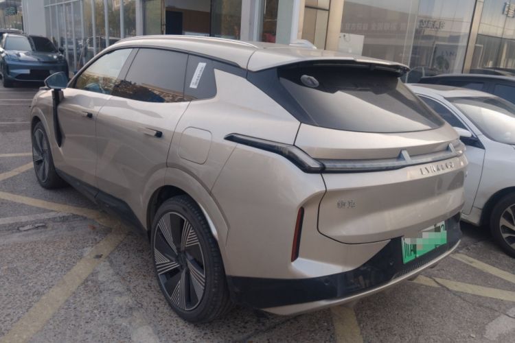 Used Lynk & Co 08 EM-P 2023 120km Long-Range Halo
