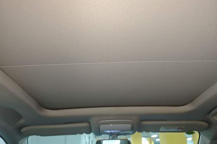 Used Zotye Domy X5 2015 1.5T CVT ZhiXian Trim China V Standard