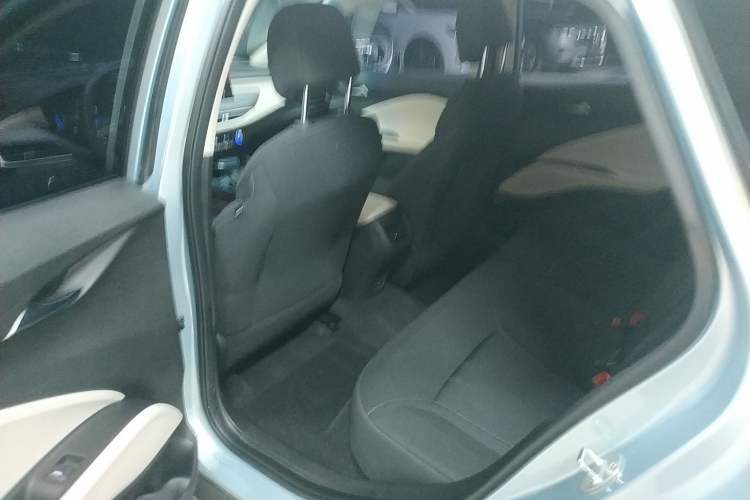 Used Buick Velite 6 2022 Plug-in Hybrid Connected Fashion Model
