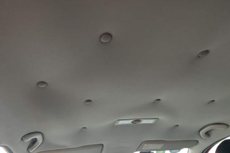 Used Volkswagen Lavida 2013 Revised Classic 1.6L Manual Fashion Edition