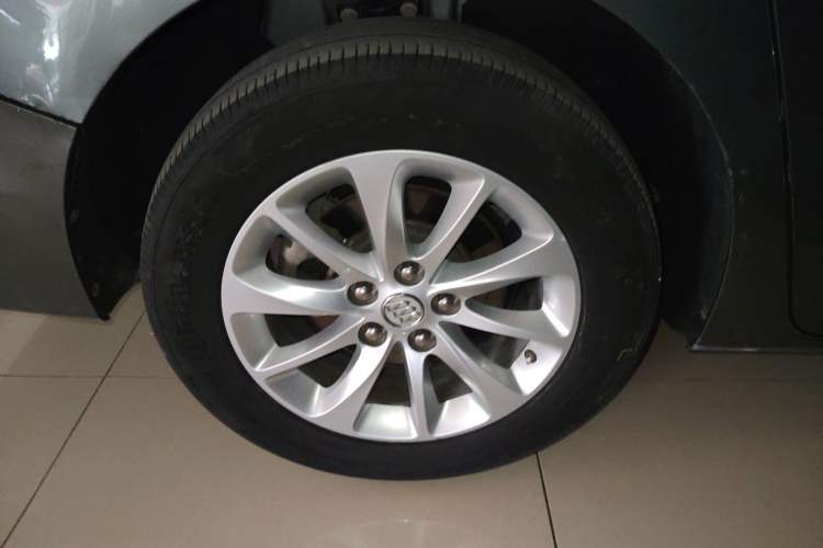 Used Buick GL8 2018 ES 28T Premium Model China VI Standard
