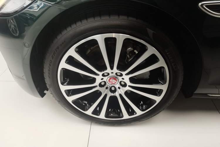 Used Jaguar XFL 2022 XFL 2.0T P250 Two-Wheel-Drive Prestige Luxury Edition
