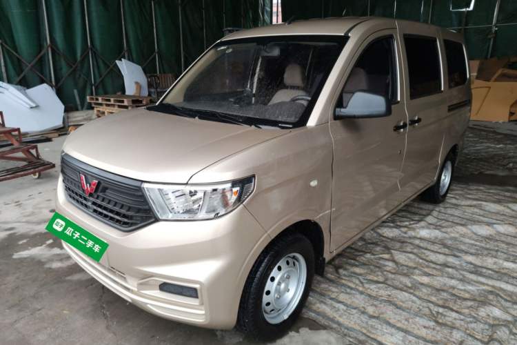 Used Wuling Hongguang V 2022 1.5L Jingqu Edition Electric-Assist LAR