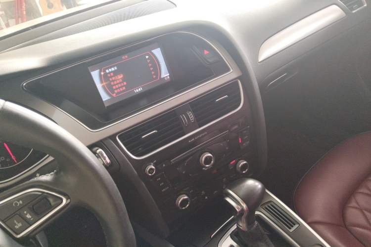 Used Audi A4L 2015 35 TFSI Automatic Standard Model
