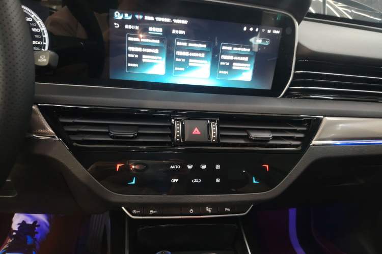 Used Hongqi HS5 2022 Revised Version 2.0T Smart Connect Flagship Edition